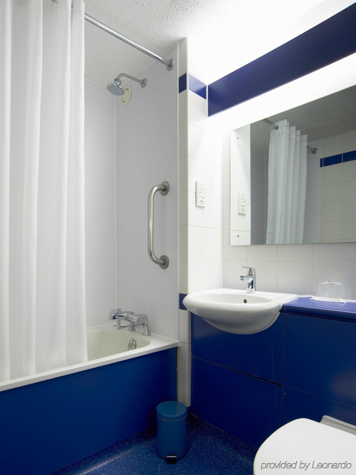 Travelodge Sheffield Central Buitenkant foto